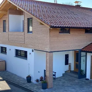 Apartment Feriennest Chiemseeglück, Übersee
