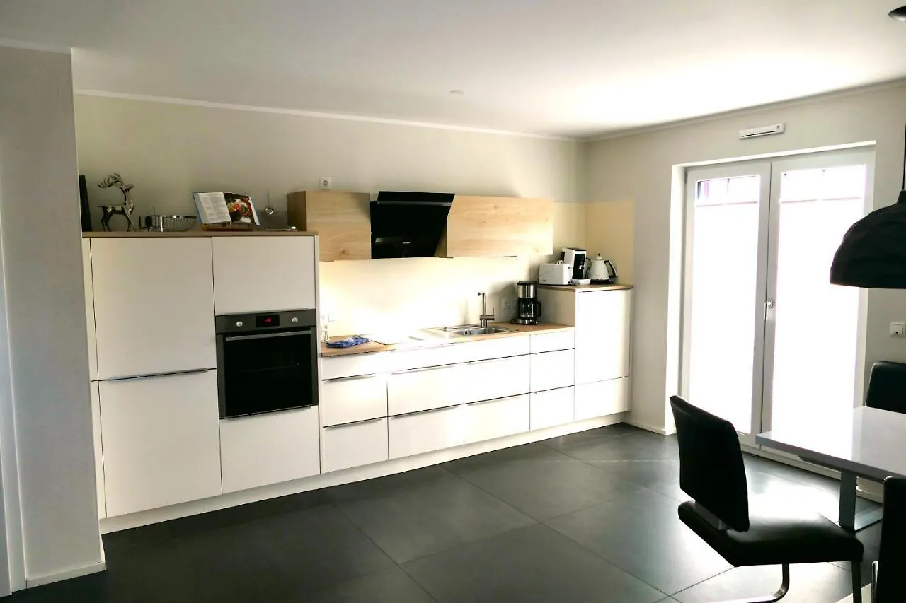 Ferienwohnung Auszeit Übersee アパート